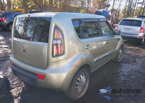 2011 Kia Soul + z USA, uszkodzony, nr VIN KNDJT2A23B7227197